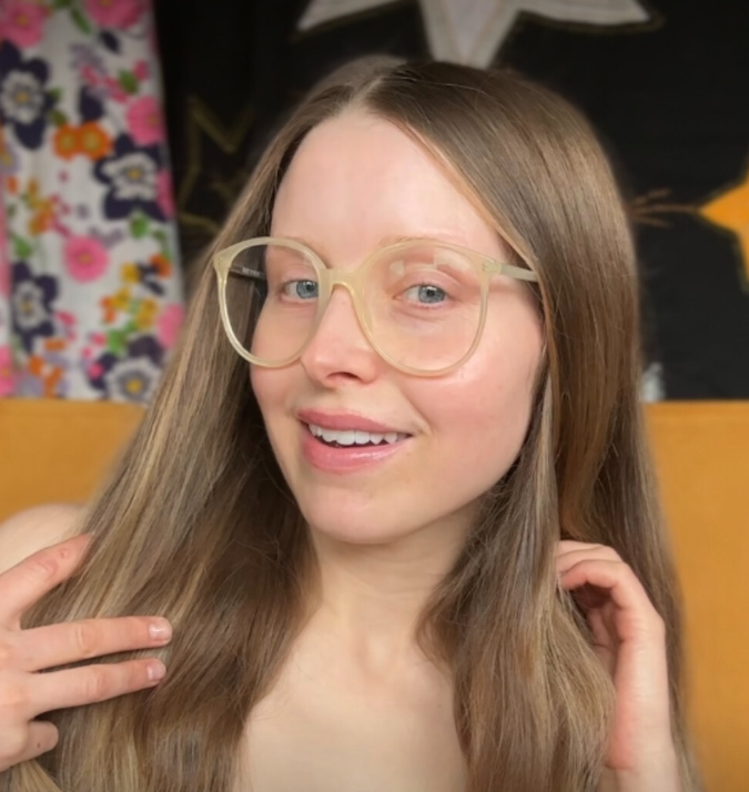 Jessie-cave-blue-fans-web